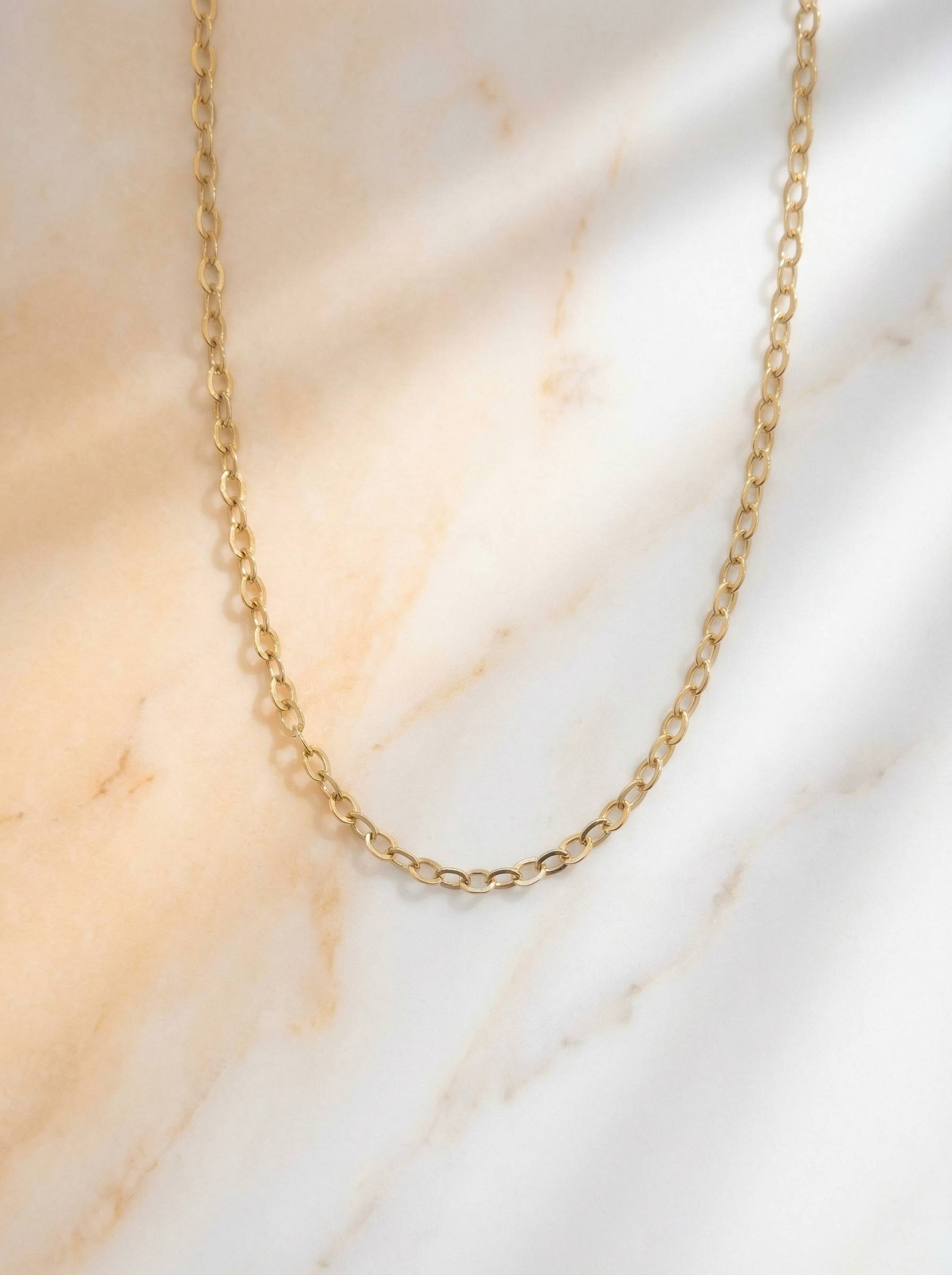 14ct yellow gold oval link chain necklace