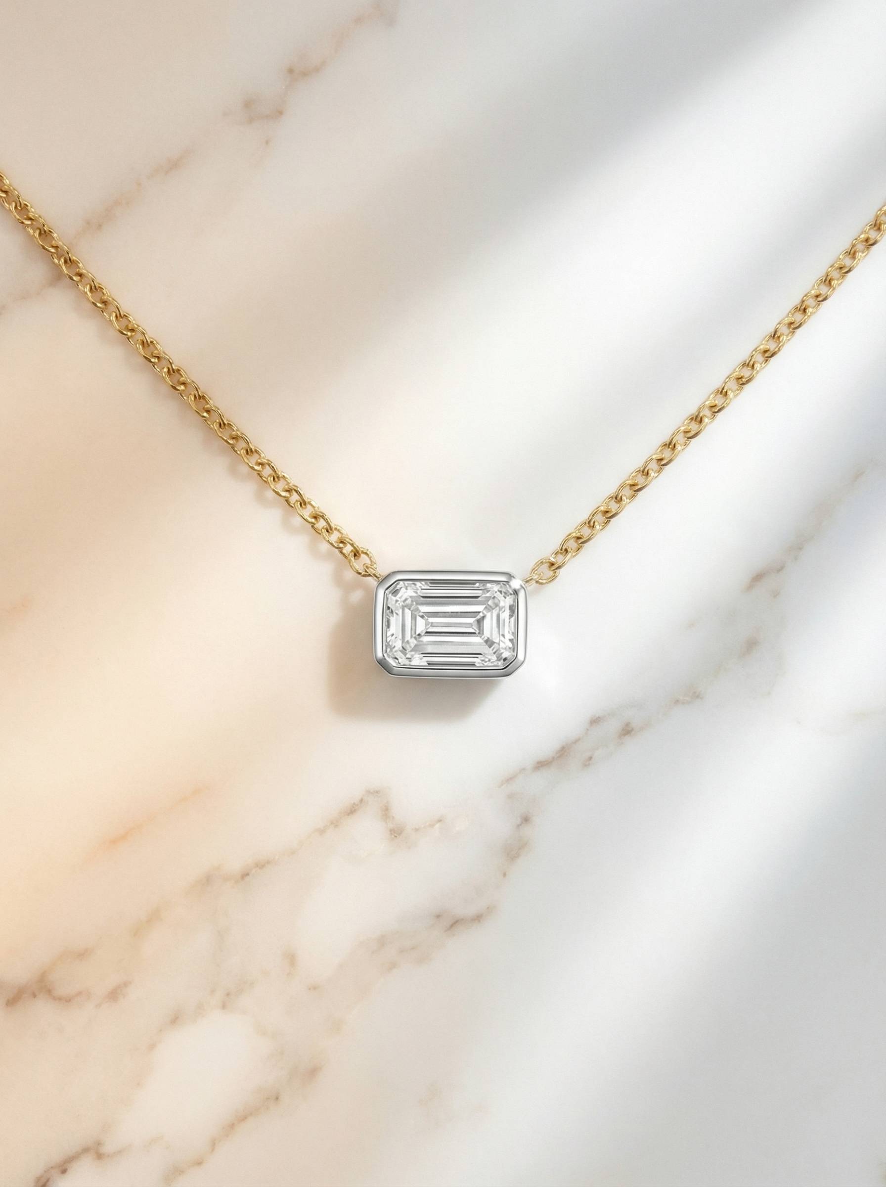 18ct yellow gold chain with lobster clasp